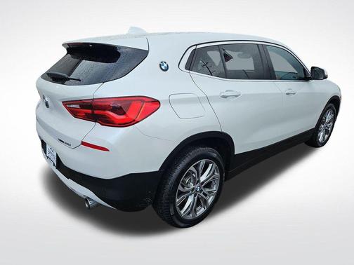 Mineral White Metallic 2020 BMW X2 sDrive28i