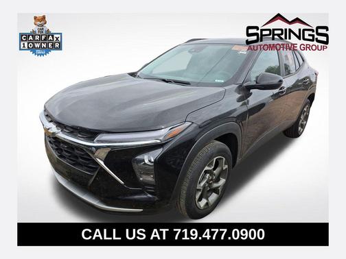 Black Metallic 2025 Chevrolet Trax LT