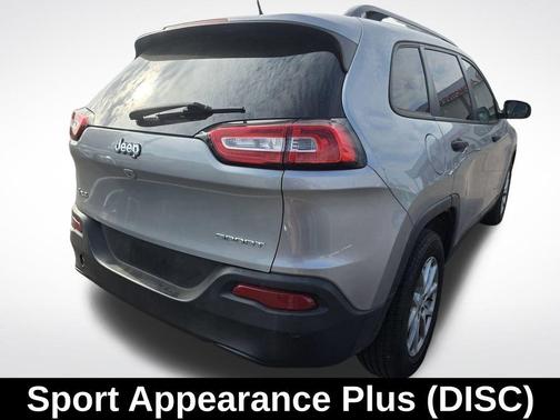 2017 Jeep Cherokee Sport