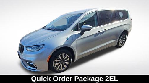 2023 Chrysler Pacifica Hybrid Touring L