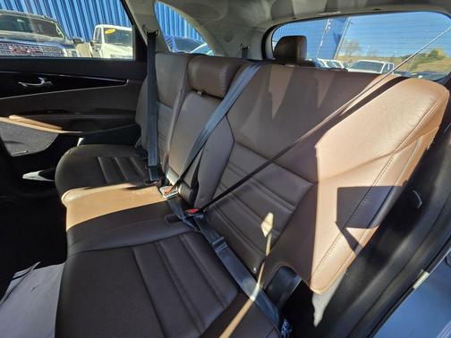 2020 Kia Sorento SX