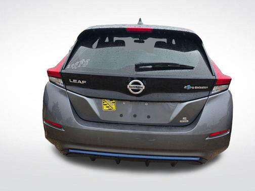 Gun Metallic 2022 Nissan Leaf S PLUS