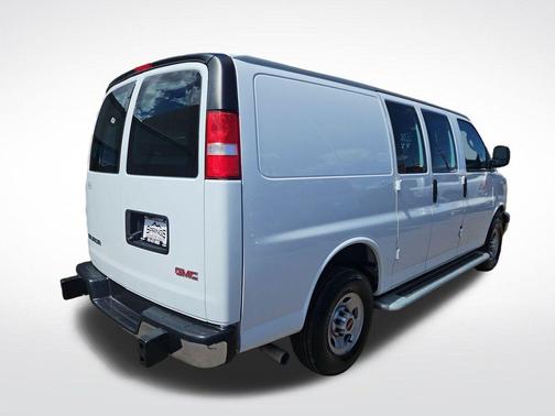 2024 GMC Savana 2500 Work Van