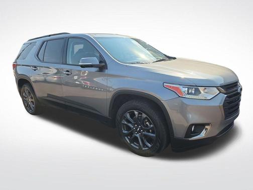 Satin Steel Metallic 2020 Chevrolet Traverse RS