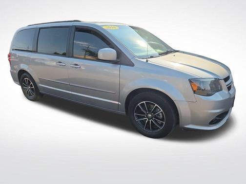 Billet Silver Metallic Clearcoat 2016 Dodge Grand Caravan R/T