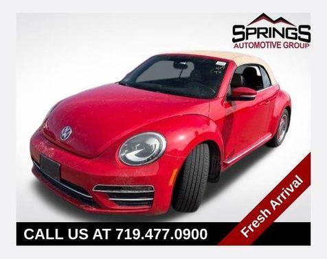 Tornado Red w/ Beige Top 2018 Volkswagen Beetle 2.0T Coast