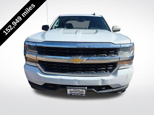 Summit White 2018 Chevrolet Silverado 1500 WT