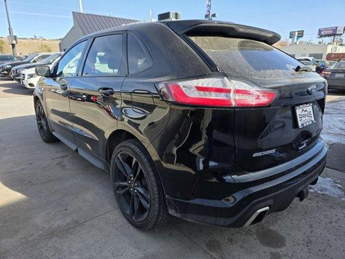 2020 Ford Edge ST