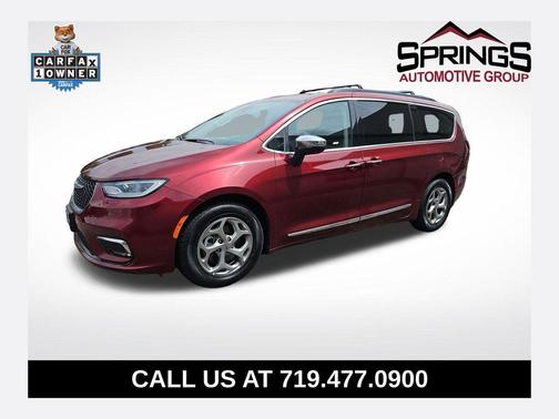 Velvet Red Pearlcoat 2023 Chrysler Pacifica Limited