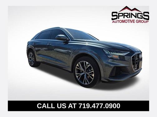 Daytona Gray Pearl Effect 2021 Audi Q8 55 Premium Plus