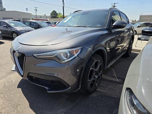 2018 Alfa Romeo Stelvio Sport