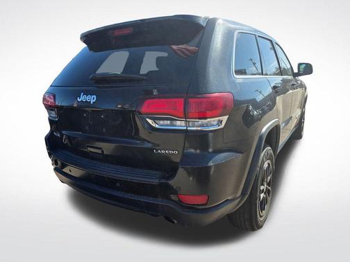 2020 Jeep Grand Cherokee Laredo