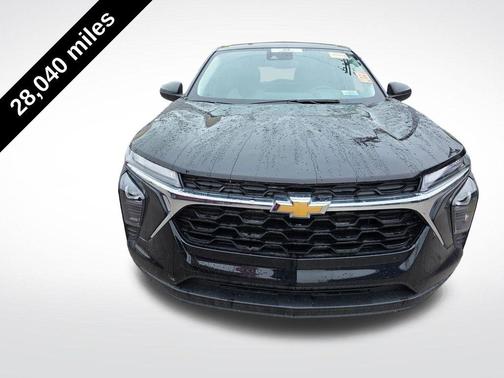 Black Metallic 2024 Chevrolet Trax LS