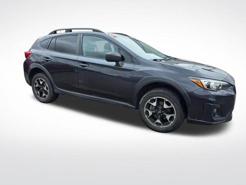 Dark Gray Metallic 2019 Subaru Crosstrek 2.0i