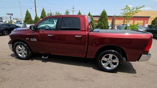 2016 RAM 1500 SLT