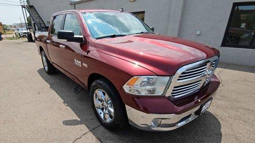 2016 RAM 1500 SLT