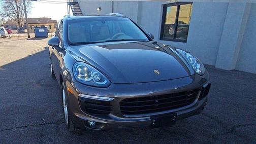 2016 Porsche Cayenne S