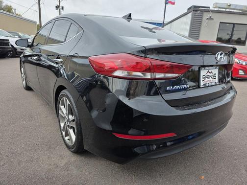 2017 Hyundai ELANTRA Limited