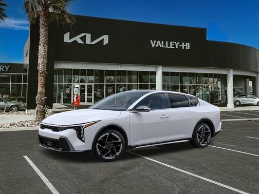 Snow White Pearl 2026 Kia K4 GT-Line