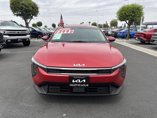 2025 Kia K4 LXS