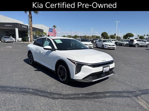 Snow White Pearl 2025 Kia K4 EX
