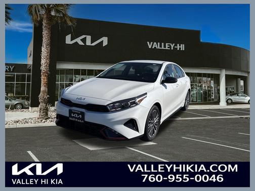 Snow White Pearl 2024 Kia Forte GT-Line