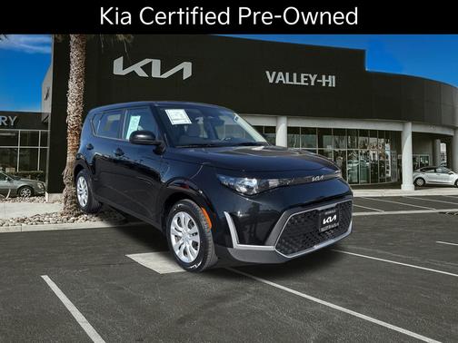 Fusion Black 2023 Kia Soul LX