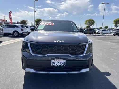 2025 Kia Sorento LX