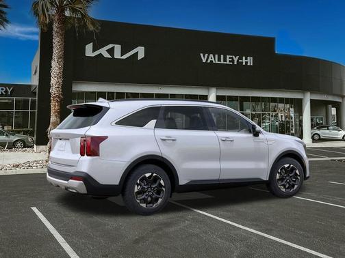 Glacial White Pearl 2026 Kia Sorento S