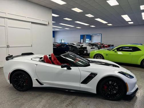 Arctic White 2019 Chevrolet Corvette Z06