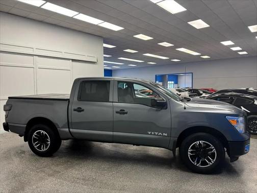 2017 Nissan Titan S