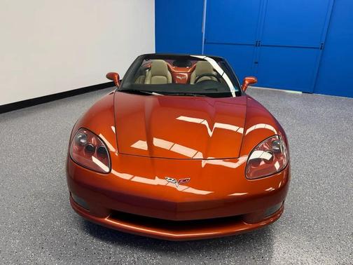 DAYTONA SUNSET ORANGE 2005 Chevrolet Corvette Base