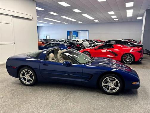 2004 Chevrolet Corvette Base