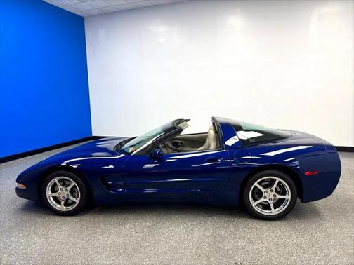 2004 Chevrolet Corvette Base