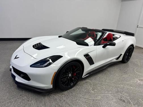 Arctic White 2015 Chevrolet Corvette Z06
