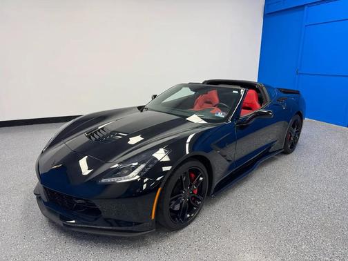 Black 2019 Chevrolet Corvette Stingray Z51