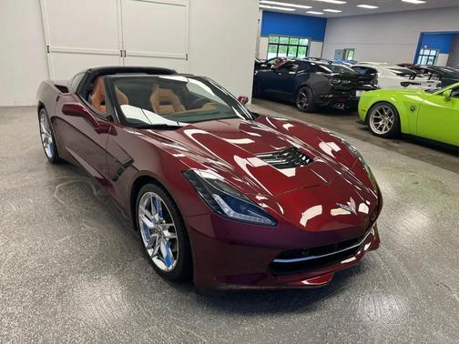 LOMG BEACH RED METALLIC 2019 Chevrolet Corvette Stingray
