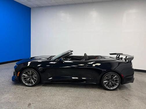 Black 2022 Chevrolet Camaro ZL1