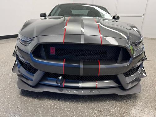 2020 Ford Shelby GT350R Base