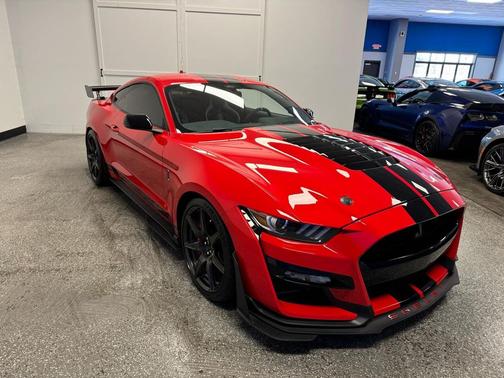 2021 Ford Shelby GT500 Base