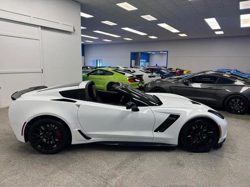 Arctic White 2019 Chevrolet Corvette Z06