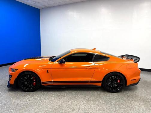 2020 Ford Shelby GT500 Base