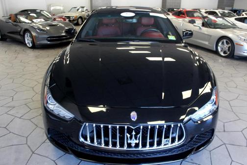 Photo 2 of 27 of 2016 Maserati Ghibli S Q4