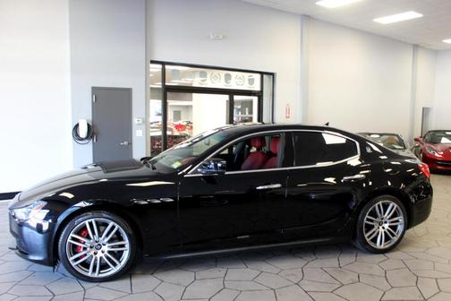Photo 4 of 27 of 2016 Maserati Ghibli S Q4