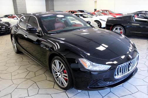 Photo 3 of 27 of 2016 Maserati Ghibli S Q4