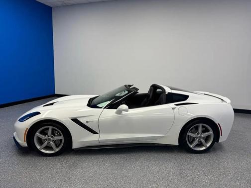 Arctic White 2015 Chevrolet Corvette Stingray