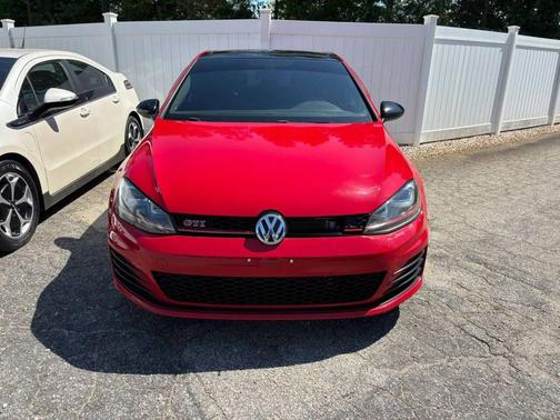Tornado Red 2017 Volkswagen Golf GTI 2.0T SE 4-Door