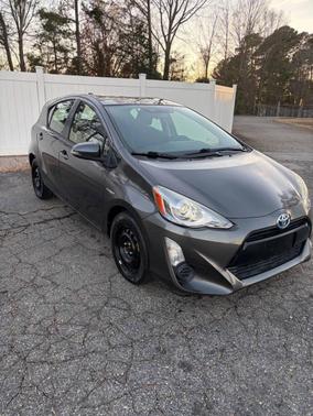 2015 Toyota Prius c Two