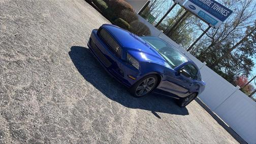 2013 Ford Mustang V6 Premium