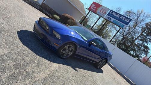 2013 Ford Mustang V6 Premium